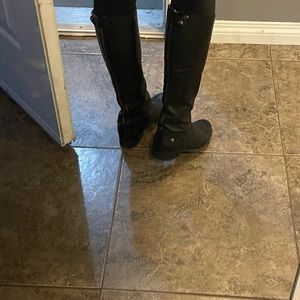 Women’s size 7 Frye leather boots